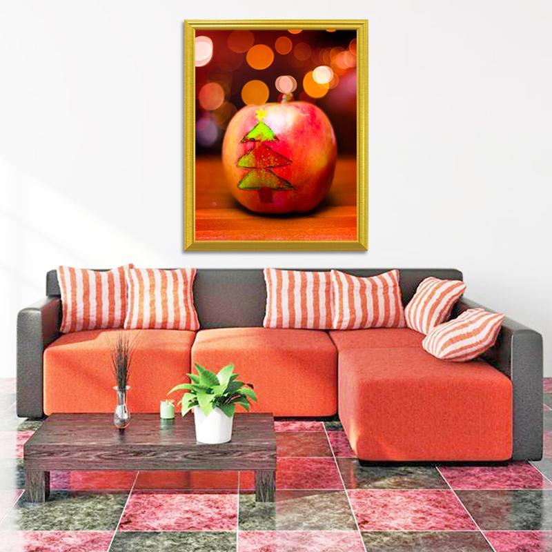 Christmas Tree on Apple DIY Diamond Painting - diamond-painting-bliss.myshopify.com