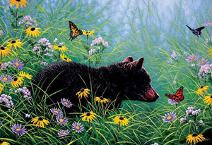 Bear Cub in the Garden - diamond-painting-bliss.myshopify.com