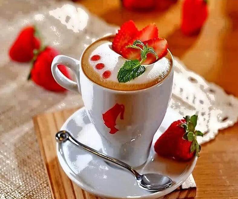 Coffee Cup & Strawberries - diamond-painting-bliss.myshopify.com