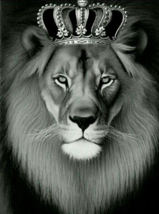 Crowned Lion Diamond Painting - diamond-painting-bliss.myshopify.com