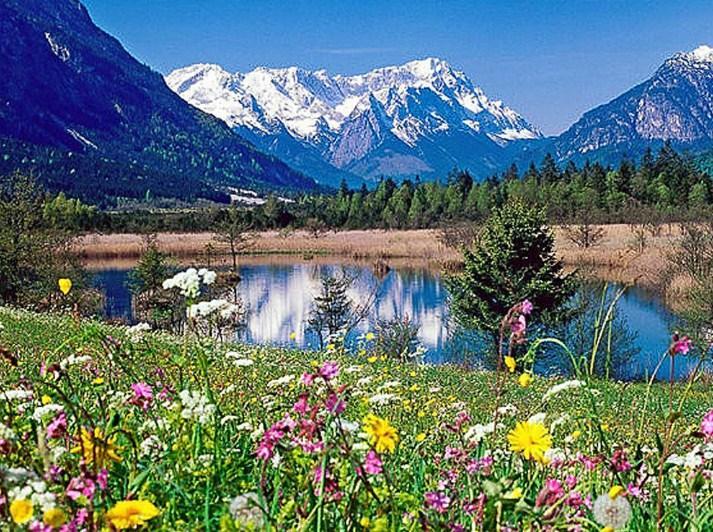 Loisach River - Paint with Diamonds - diamond-painting-bliss.myshopify.com