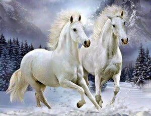 Pair of White Horses Diamond Painting - diamond-painting-bliss.myshopify.com