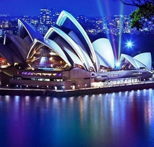 Sydney Opera House Diamond Painting - diamond-painting-bliss.myshopify.com