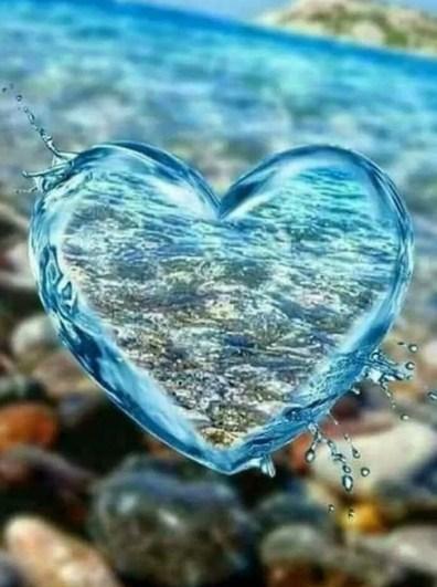 Water Heart DIY Painting Kit - diamond-painting-bliss.myshopify.com
