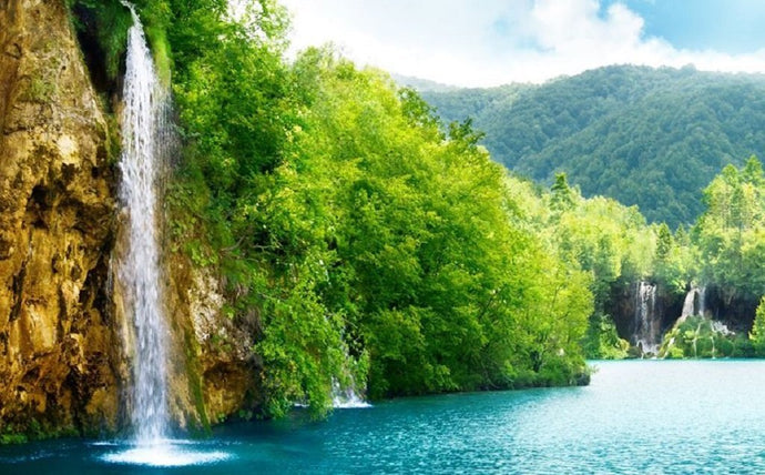 Waterfall Beauty - Diamond Painting Kit - diamond-painting-bliss.myshopify.com
