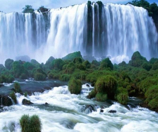 Waterfall Scenic Beauty Diamond Painting - diamond-painting-bliss.myshopify.com