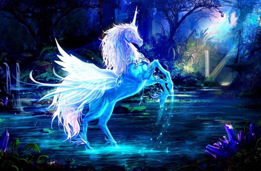 Winged Unicorn Fantasy Diamond Painting - diamond-painting-bliss.myshopify.com