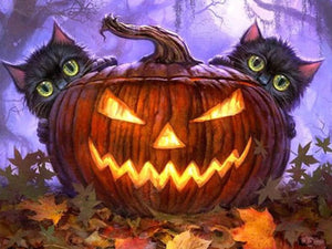 Cats behind Halloween pumpkin - diamond-painting-bliss.myshopify.com