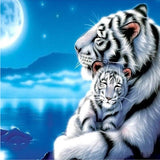 Moonlight Tiger Family Special Diamond Painting