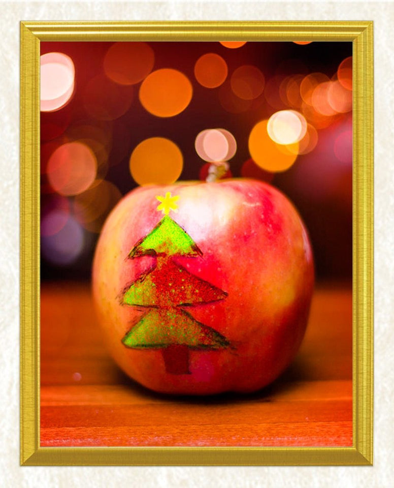 Christmas Tree on Apple DIY Diamond Painting - diamond-painting-bliss.myshopify.com